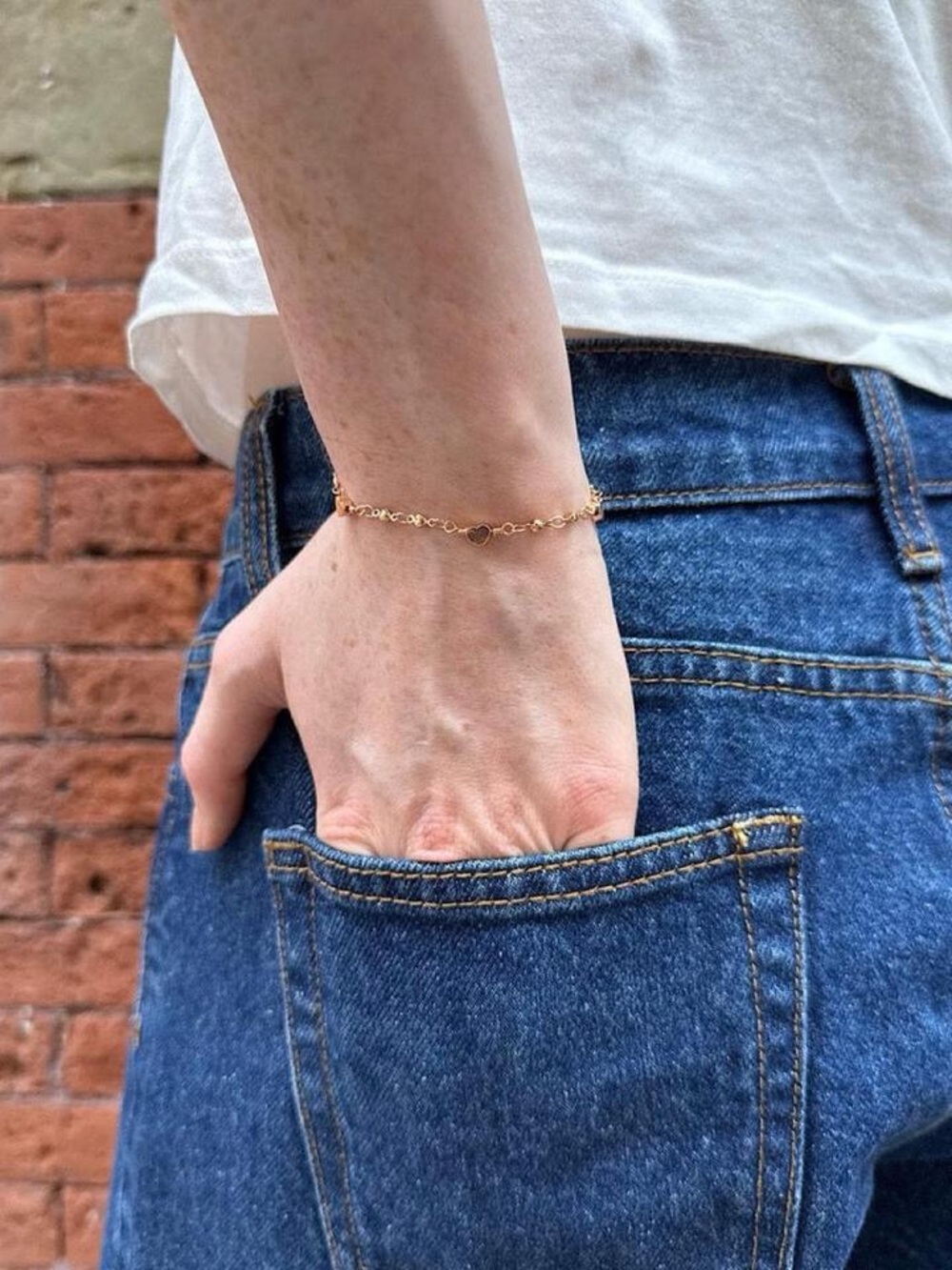 Brandy Melville heart chain delicate gold colored bracelet
